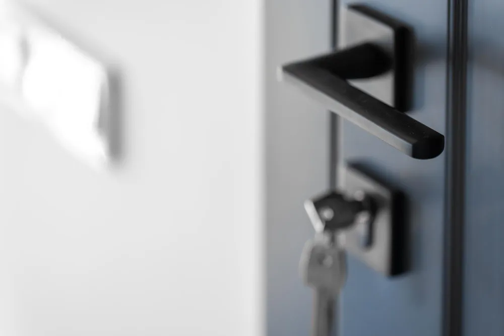 Installation professionnelle de système de verrouillage par SMAV Luxembourg